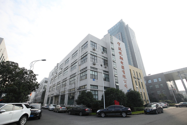 Ningbo Yuexiang Electric Appliance Co., Ltd. linea di produzione del fabbricante